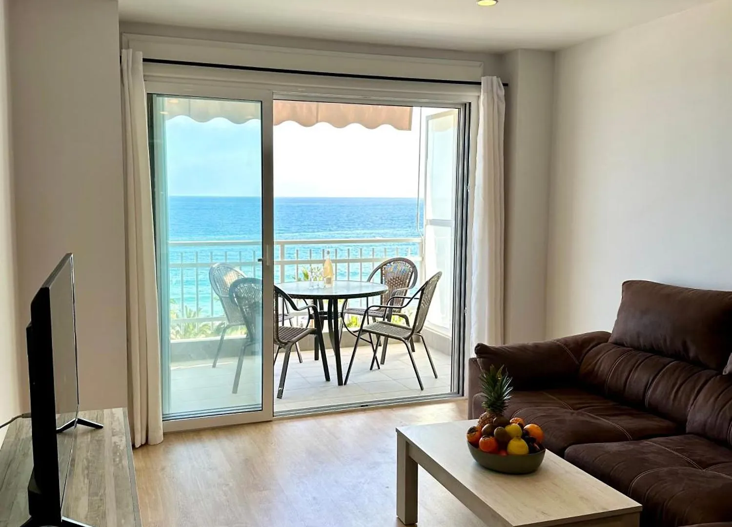 Horizonte 3 Charming Apartment With Breathtaking Sea View At First Line Of Fuengirola Beach Spain